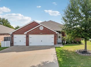 14659 S Nyssa Pl, Glenpool, OK 74033