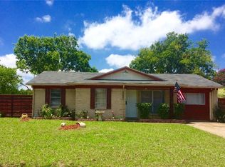 2221 Diane Dr, Mesquite, TX 75149