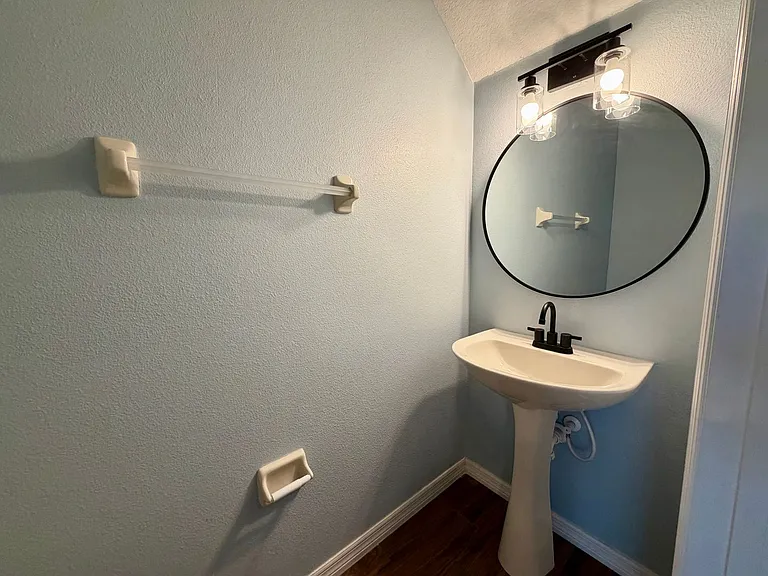 3482 Wilshire Way Rd #201 — Photo 6