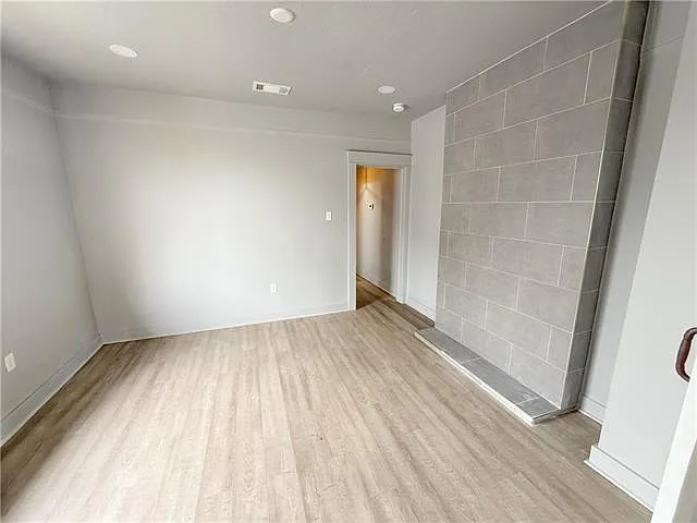 1323 Monroe St — Photo 13