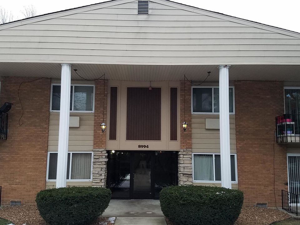 1st image of 8996 Kennedy Dr #1F