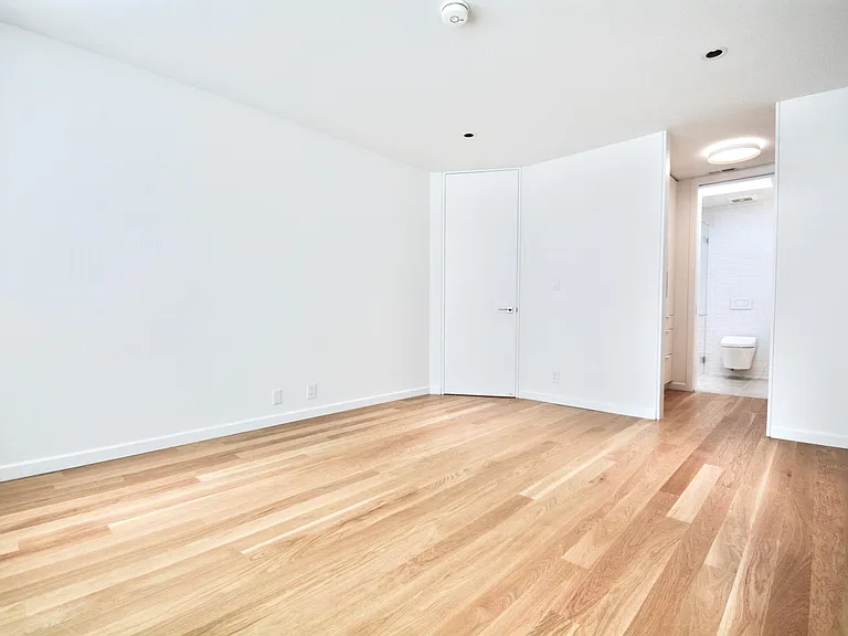 120 Randall St #120 — Photo 38