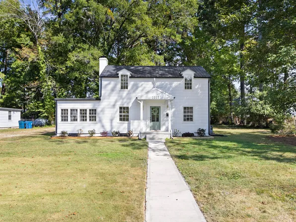 2222 Charlotte St, Durham, NC 27705
