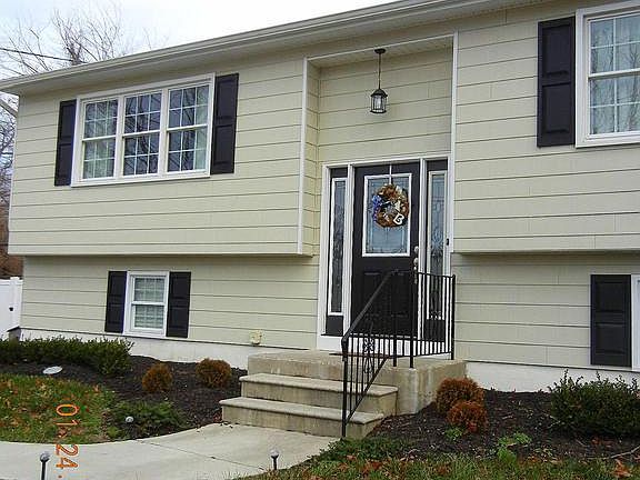 3rd image of 206 S Jefferson Ave