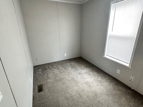 5th image of 200 Shasteen St #H