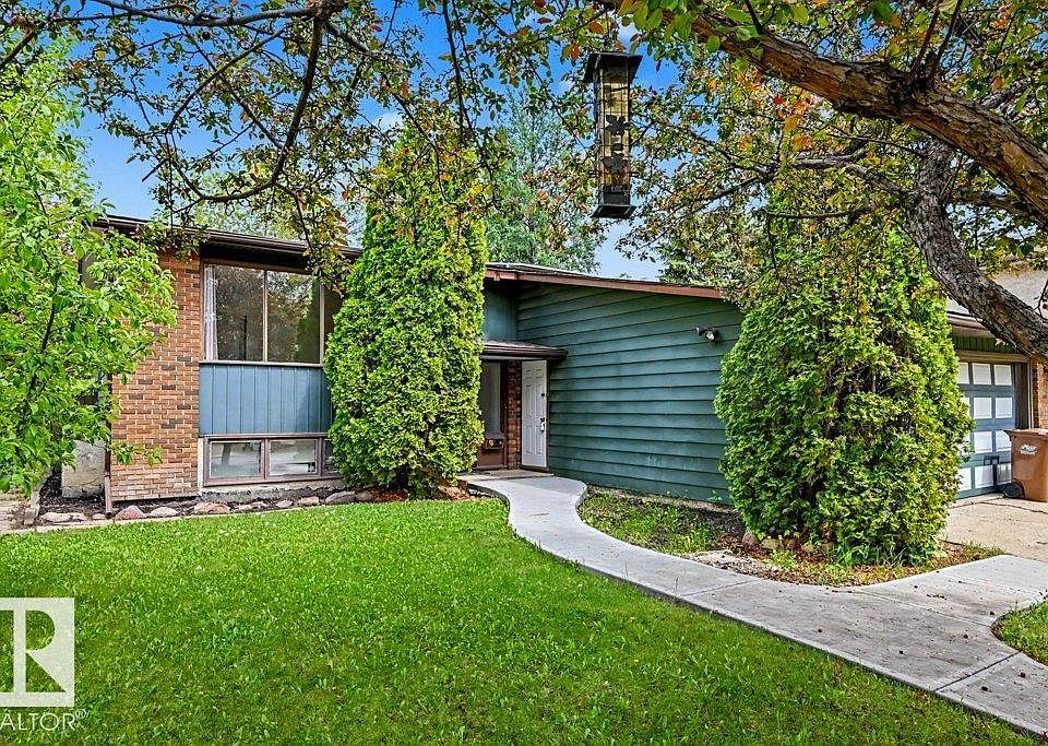 1st image of 23 Allison Pl