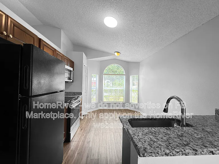 1529 Ridge Pointe Dr — Photo 7