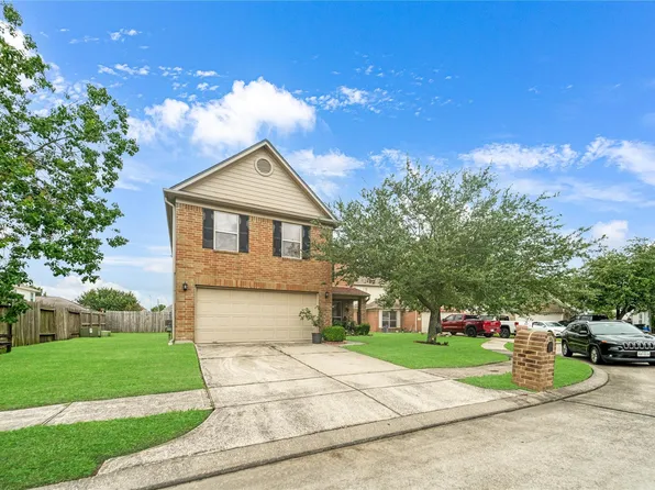 8011 Sumal Cir, Baytown, TX 77521
