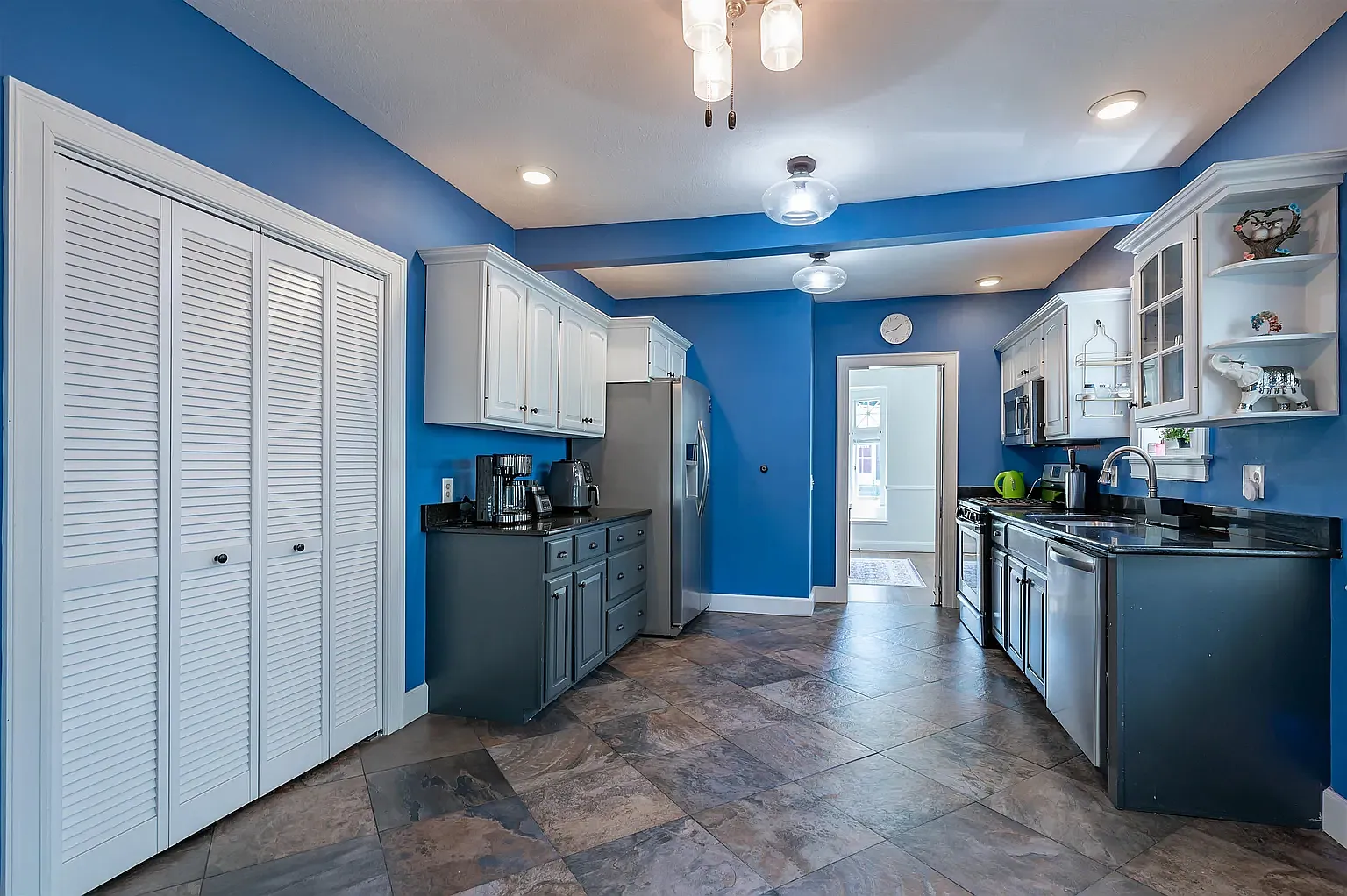 4 bed, 2519 sqft, $1,250 — Photo 3