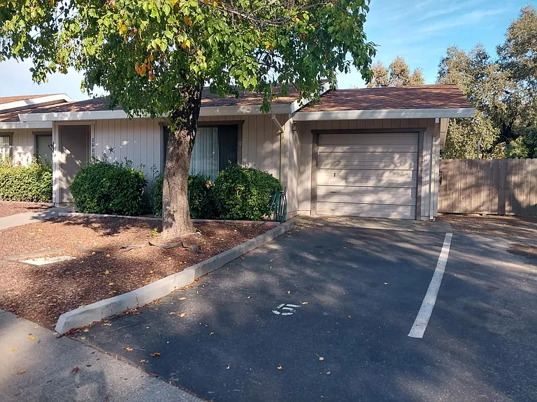 Attached Garage