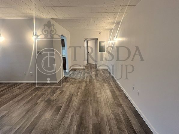 336 Perry Hwy #PER336-402