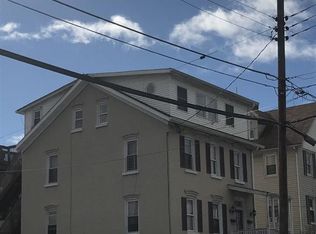 19 E Main St, Walden, NY 12586