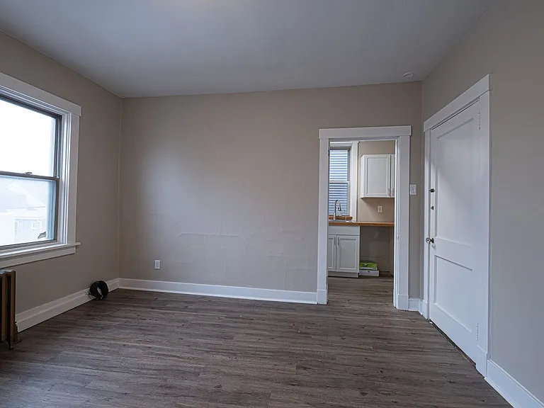 4828 Liberty Ave. — Photo 22