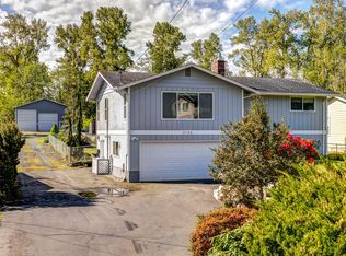3135 McLeod Rd, Bellingham, WA 98225