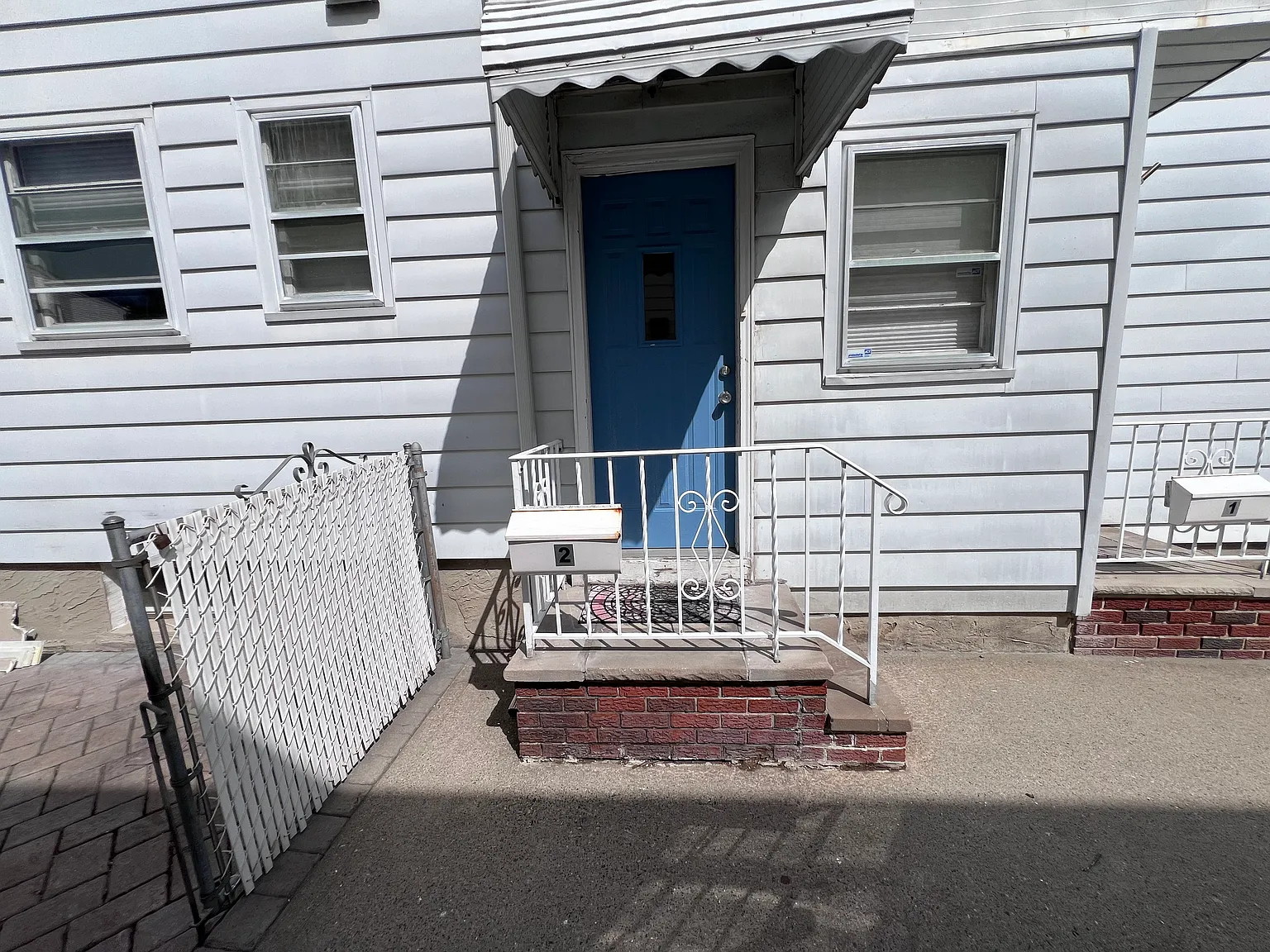 3 bed, 1.5 bath, $3,000 — Photo 2