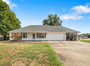 1809 S 14th St, Rogers, AR 72758