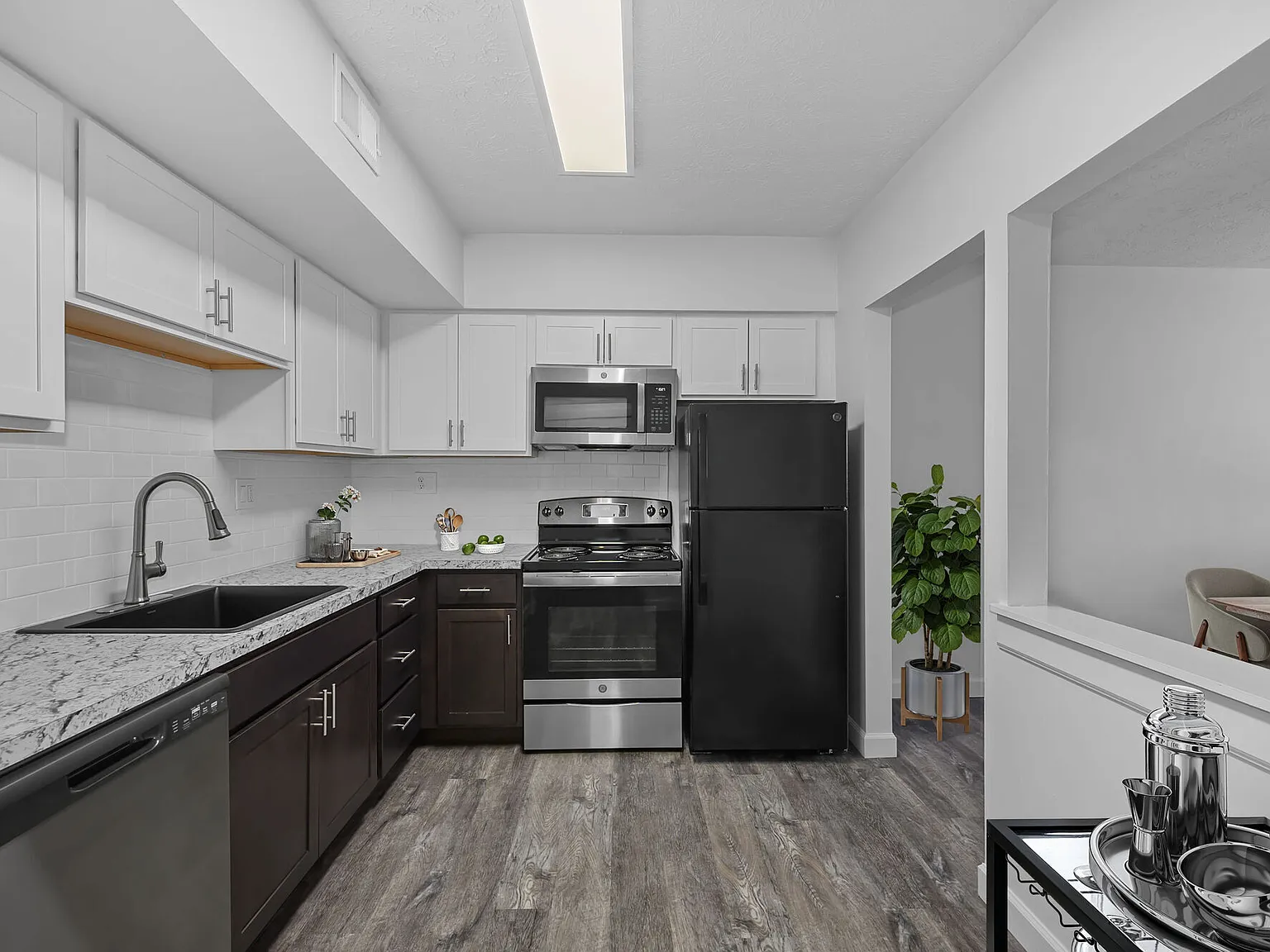 Millcroft Apartments — Photo 1