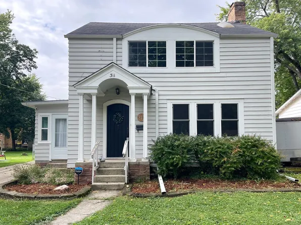 311 N State St, Genoa, IL 60135