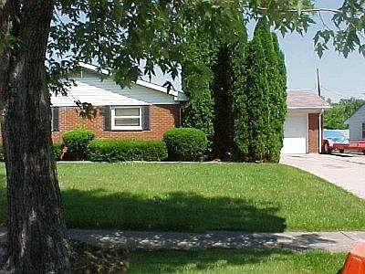1st image of 51 Essex Ct