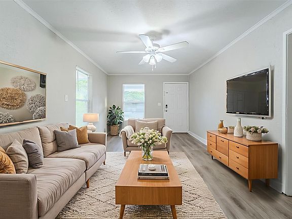 4th image of 722 Forest Hill Boulevard