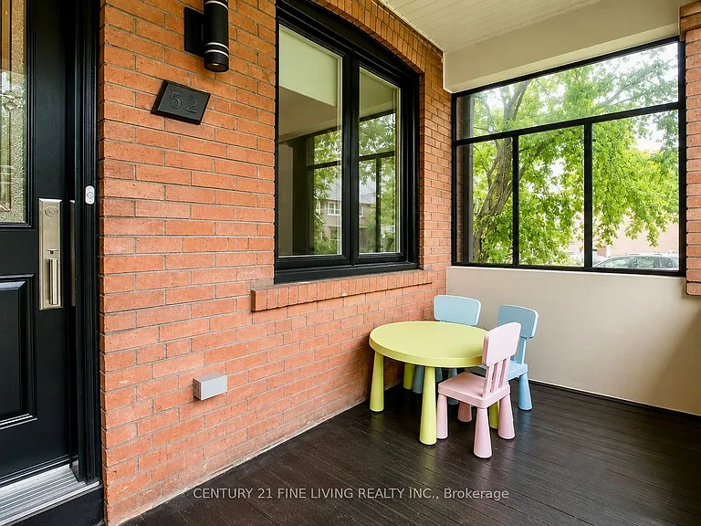 52 Kenwood Ave — Photo 13