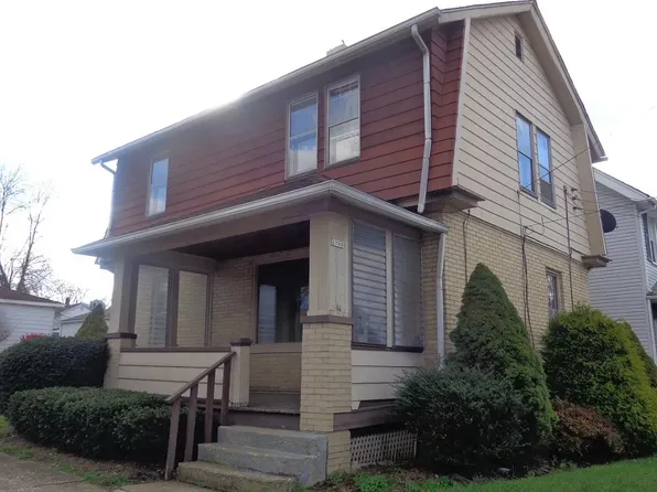 1703 W Ridge Ave, Sharpsville, PA 16150