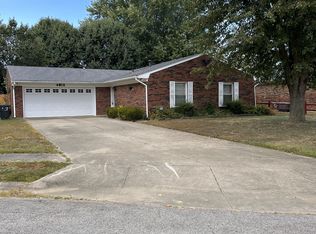 4618 Iron Cir, Owensboro, KY 42303