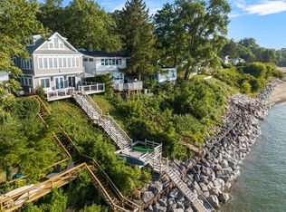 46029 Lake View Ave, New Buffalo, MI 49117