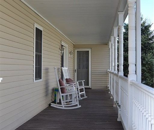 4th image of 522 Grant St