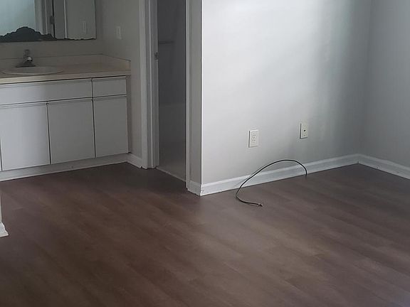 5th image of 2329 Tutor Ct