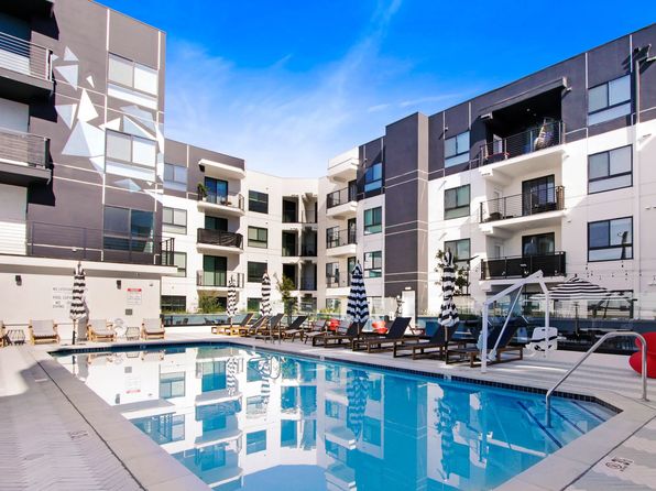 6500 Lankershim Blvd #429