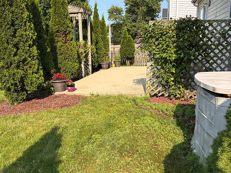 5807 Emerald Pointe Dr — Photo 19