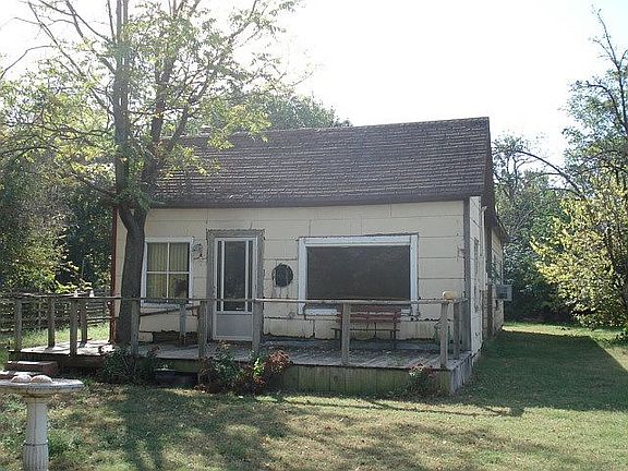 4th image of 1126 SW 19th St