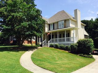 136 Long Feather Ln, Alabaster, AL 35007