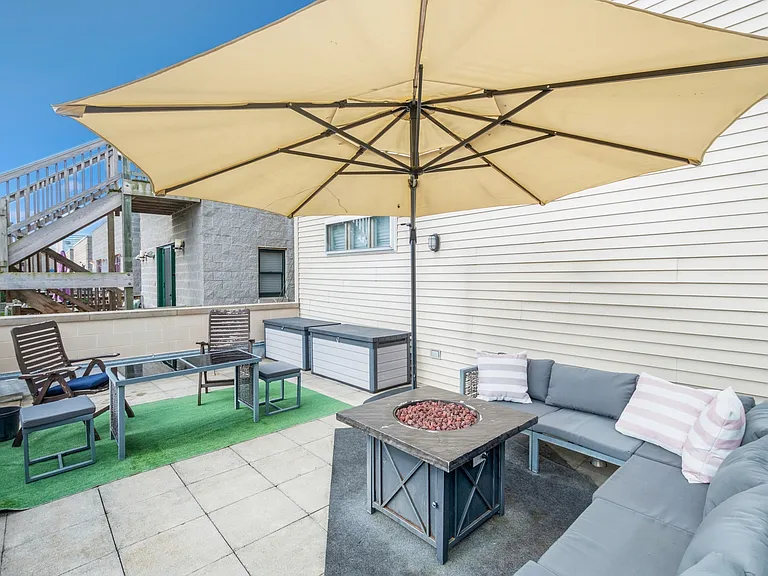 1355 N Mohawk St #3S — Photo 15