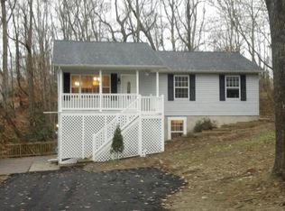 8423 Halsey Rd, Lusby, MD 20657
