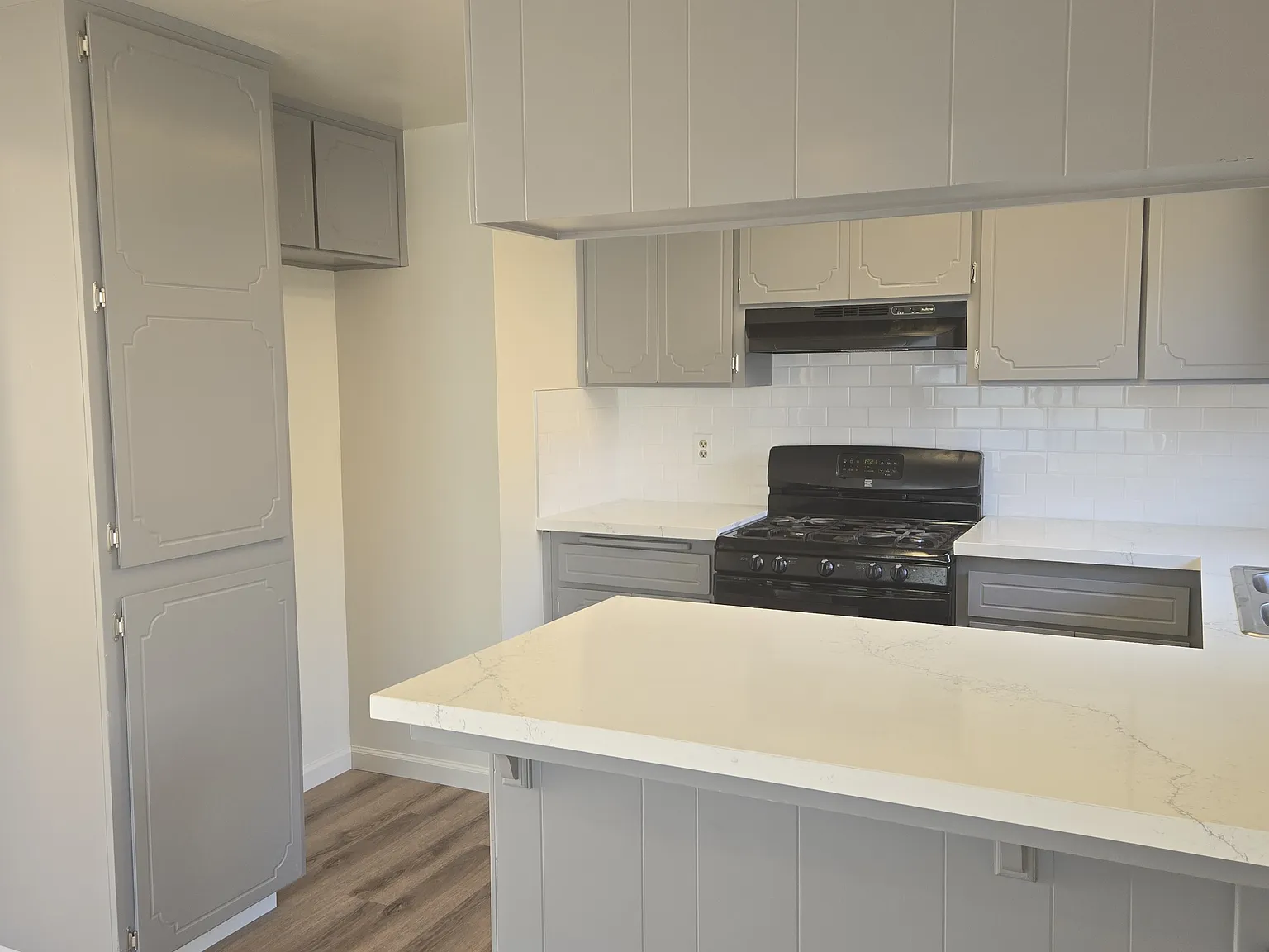 2 bed, 1200 sqft, $1,800 — Photo 4