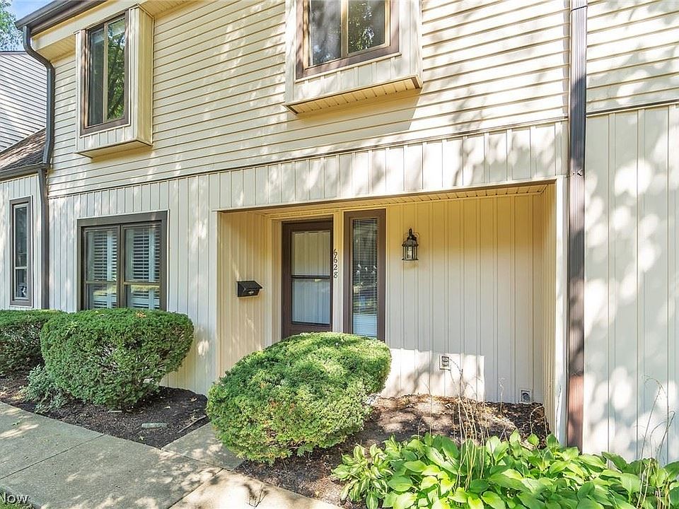 1st image of 6628 N Berkley Sq #G-4
