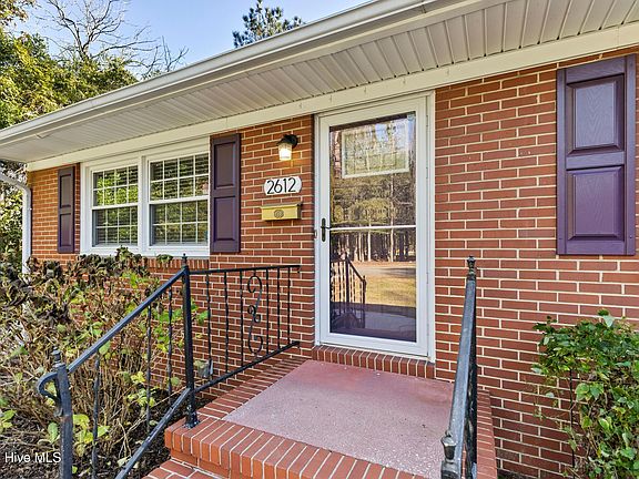 5th image of 2612 Princess Place Drive