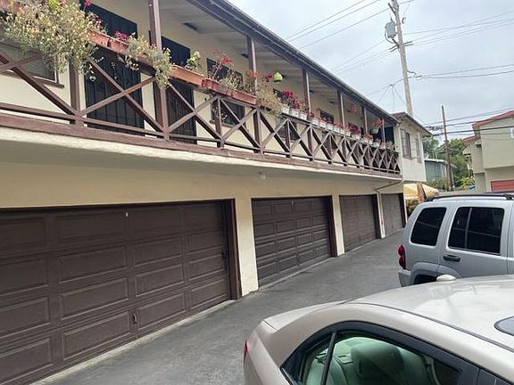 2nd image of 3523 E Broadway APT 3