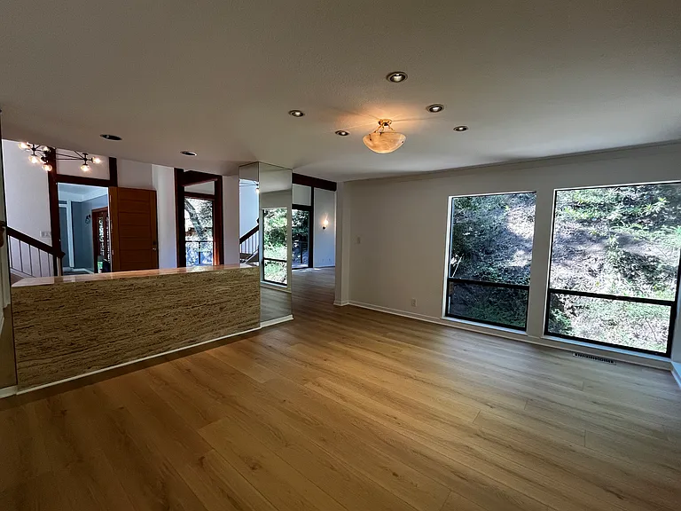 1270 Hayne Rd — Photo 5