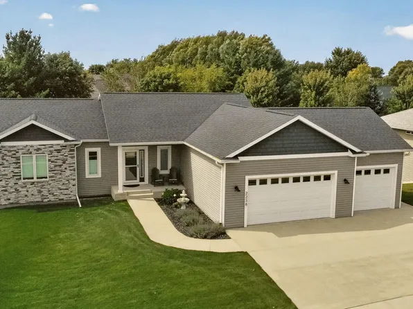 2238 Glady Ln NE, Rochester, MN 55906