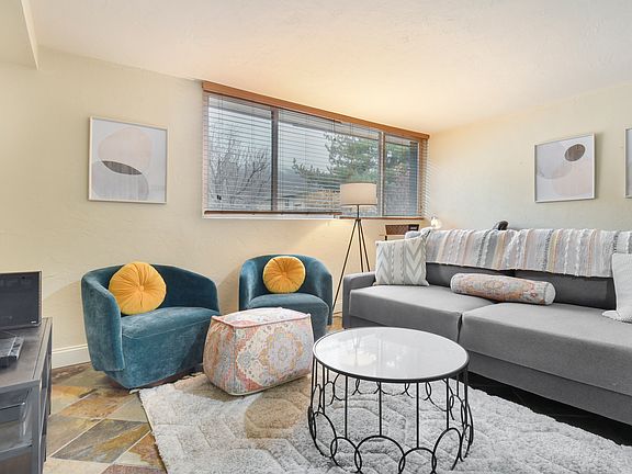 4th image of 1150 Deer Valley Dr #1004
