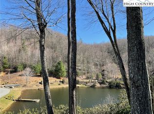 Woodlake Loop Rd, Elk Park, NC 28622