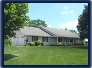 1912 Quail Dr, Macon, MO 63552