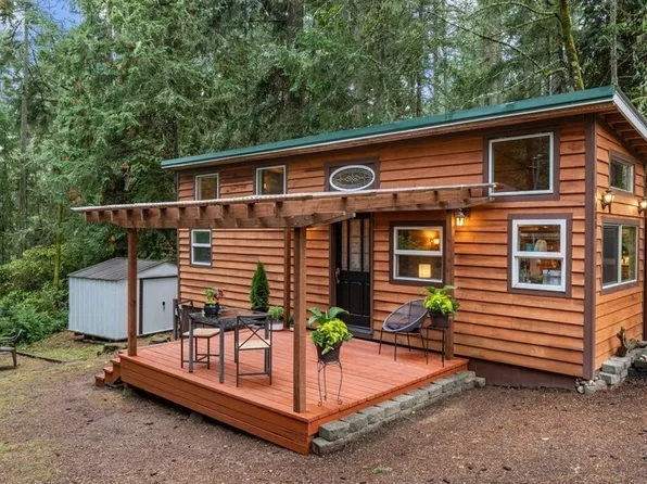 12208 Wapato Road, Anderson Island, WA 98303