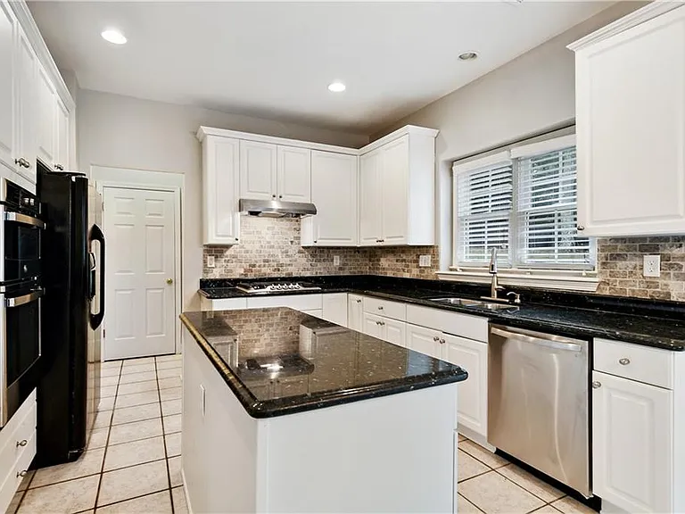 2065 N Bethany Creek Dr — Photo 23