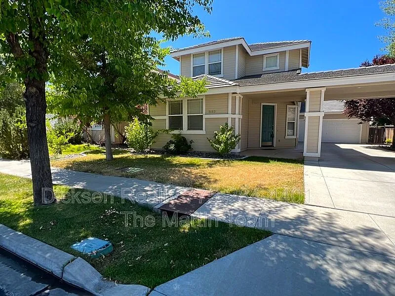 5 bed, 3.0 bath, 2120 sqft, $2,700 — Photo 3