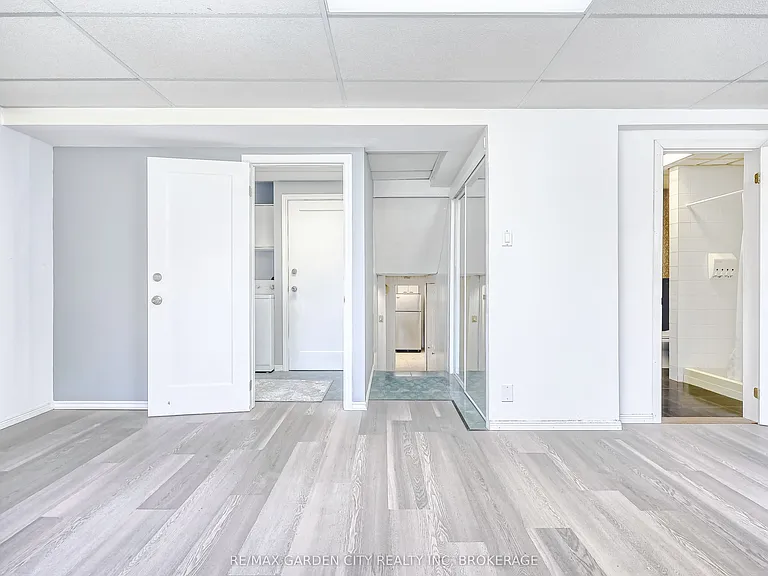 38 Cypress St #LOWER — Photo 11