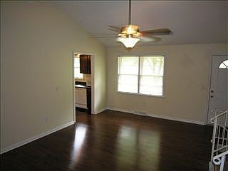 2nd image of 208 W Yellow Wood Dr